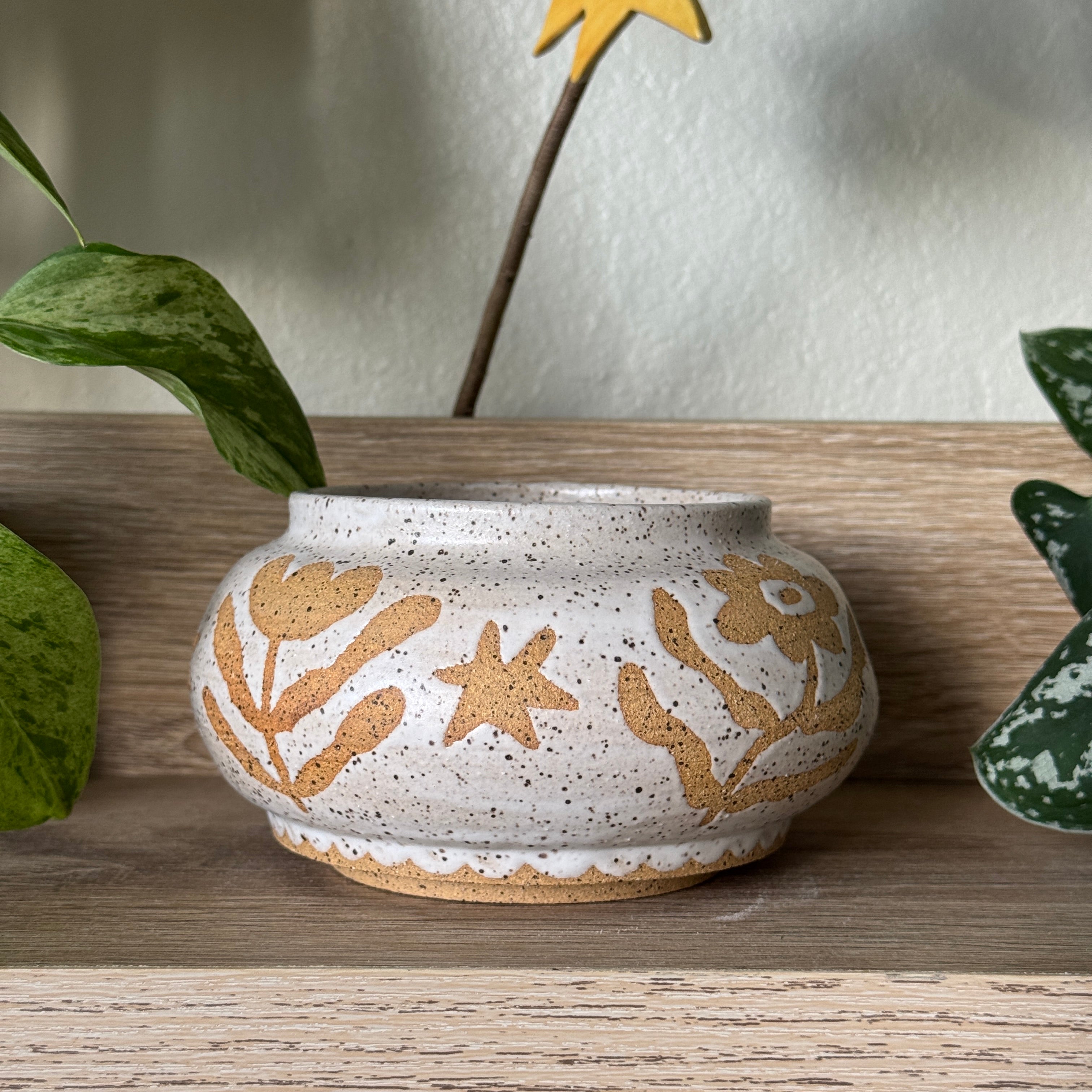 wildflower catchall