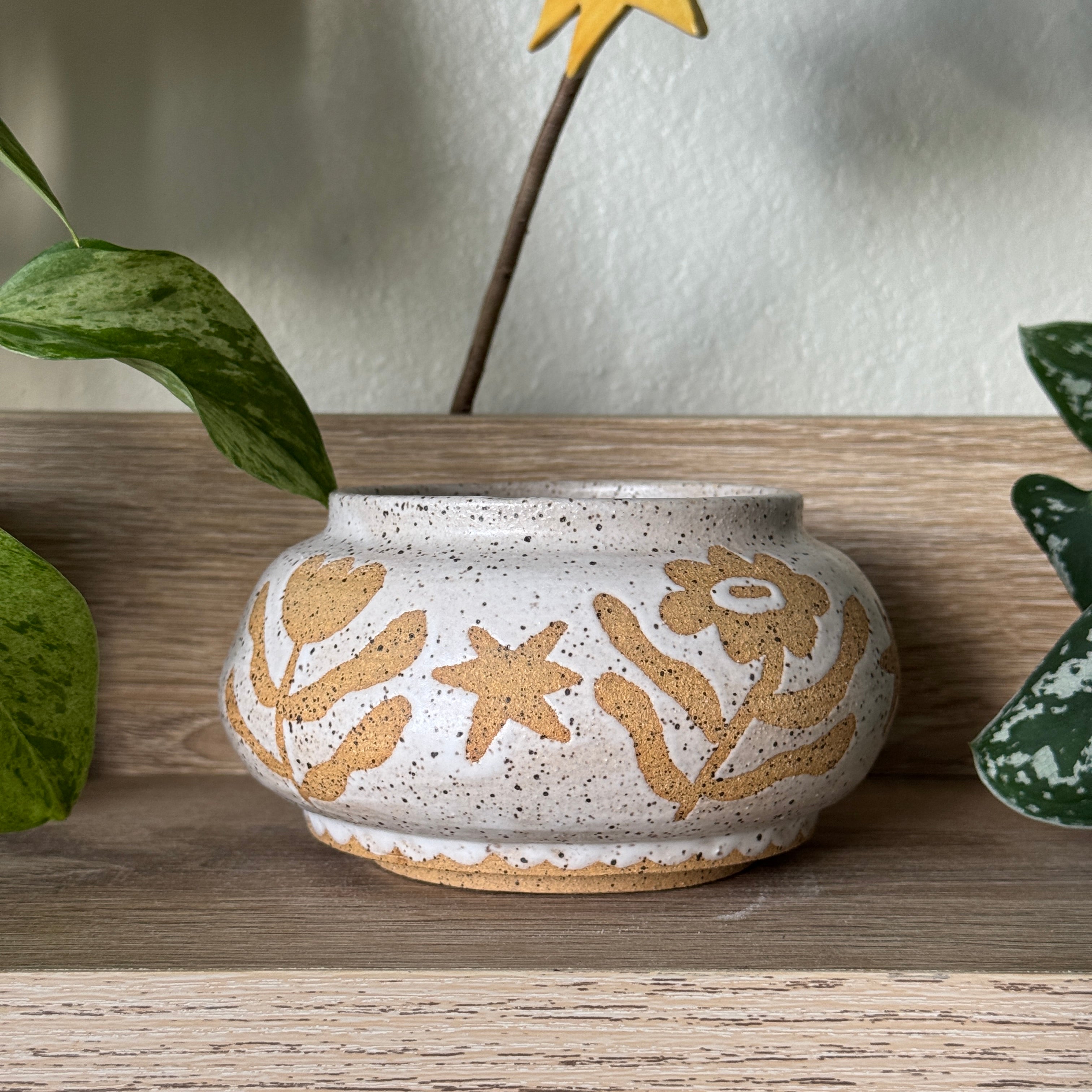 wildflower catchall