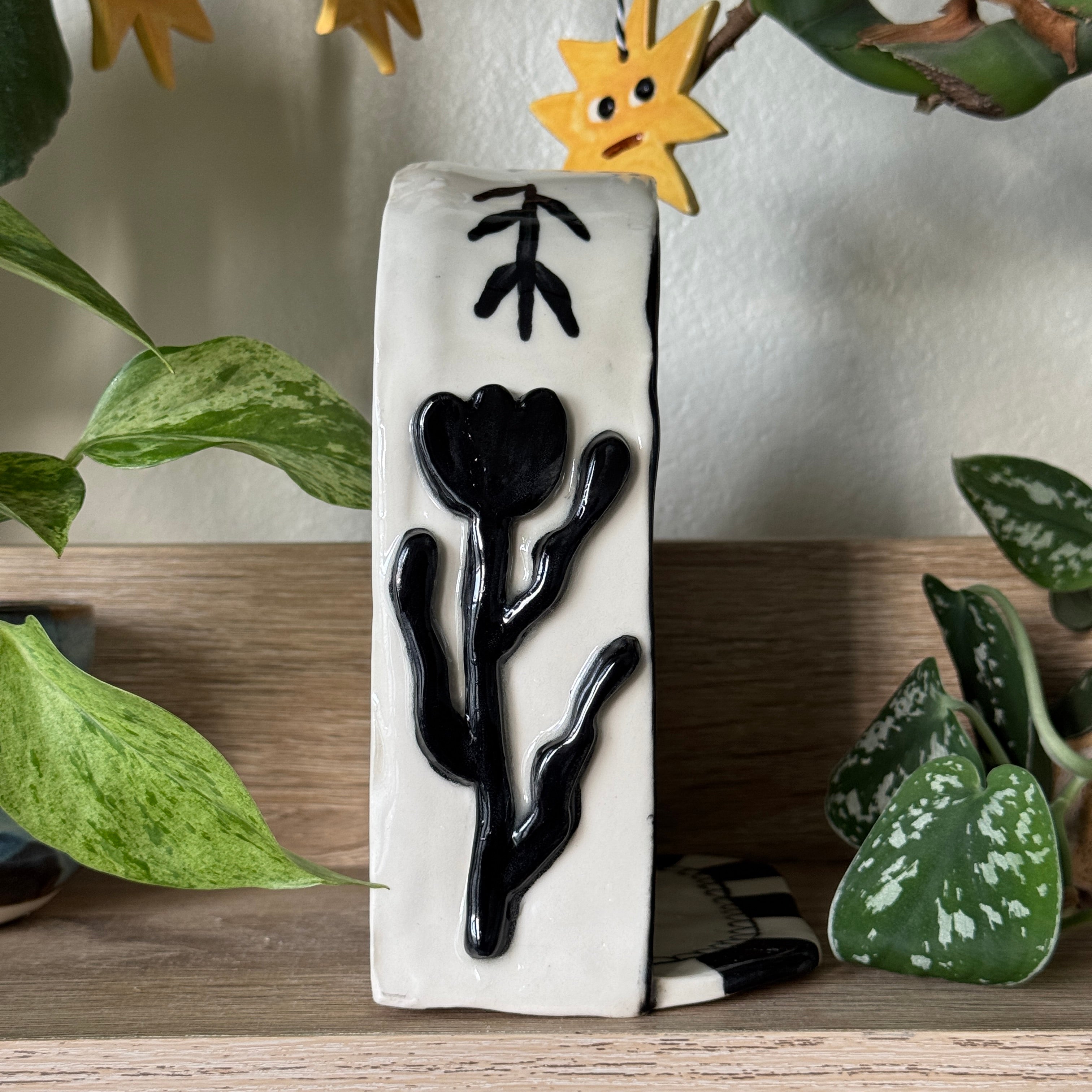 wildflower porcelain nook sconce