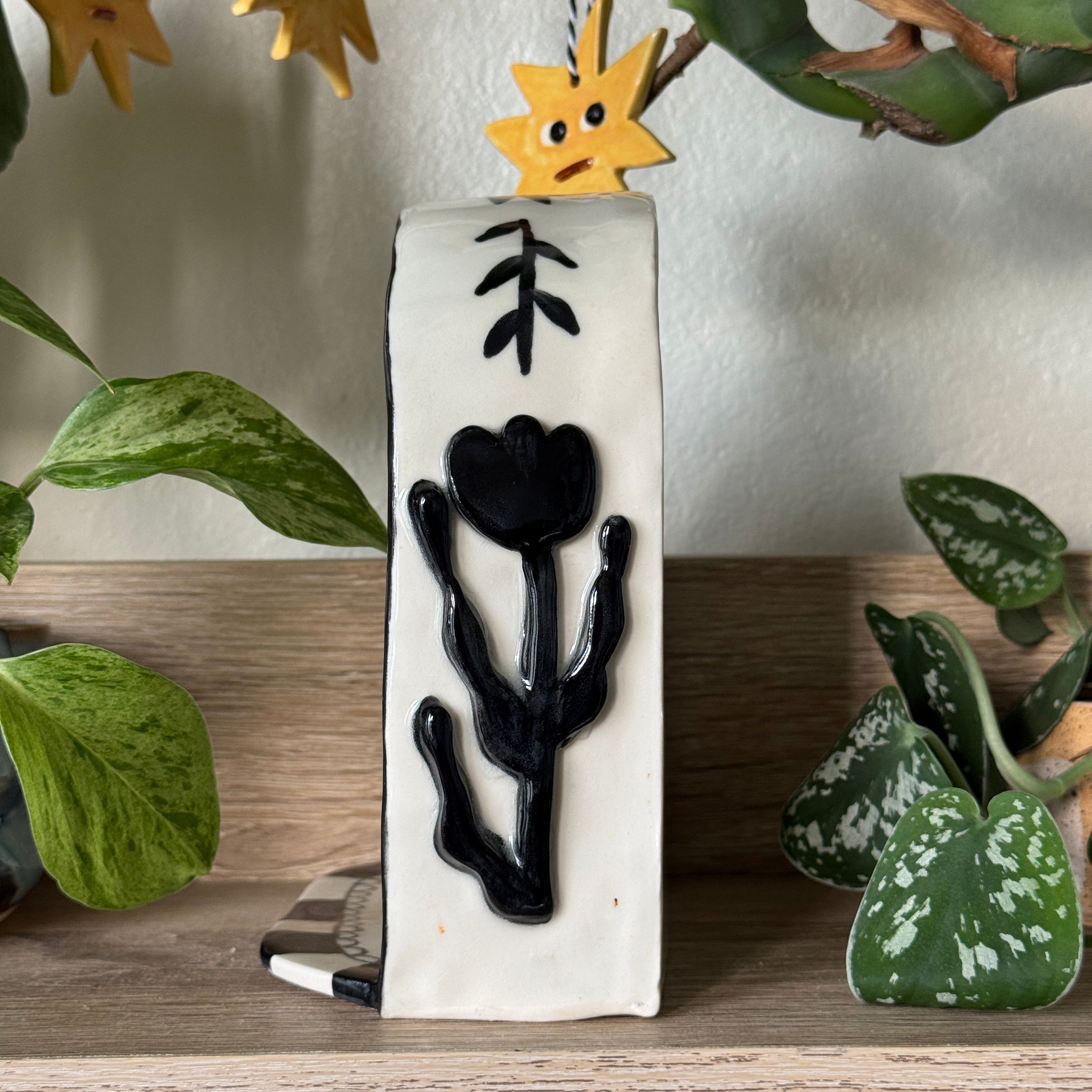 wildflower porcelain nook sconce