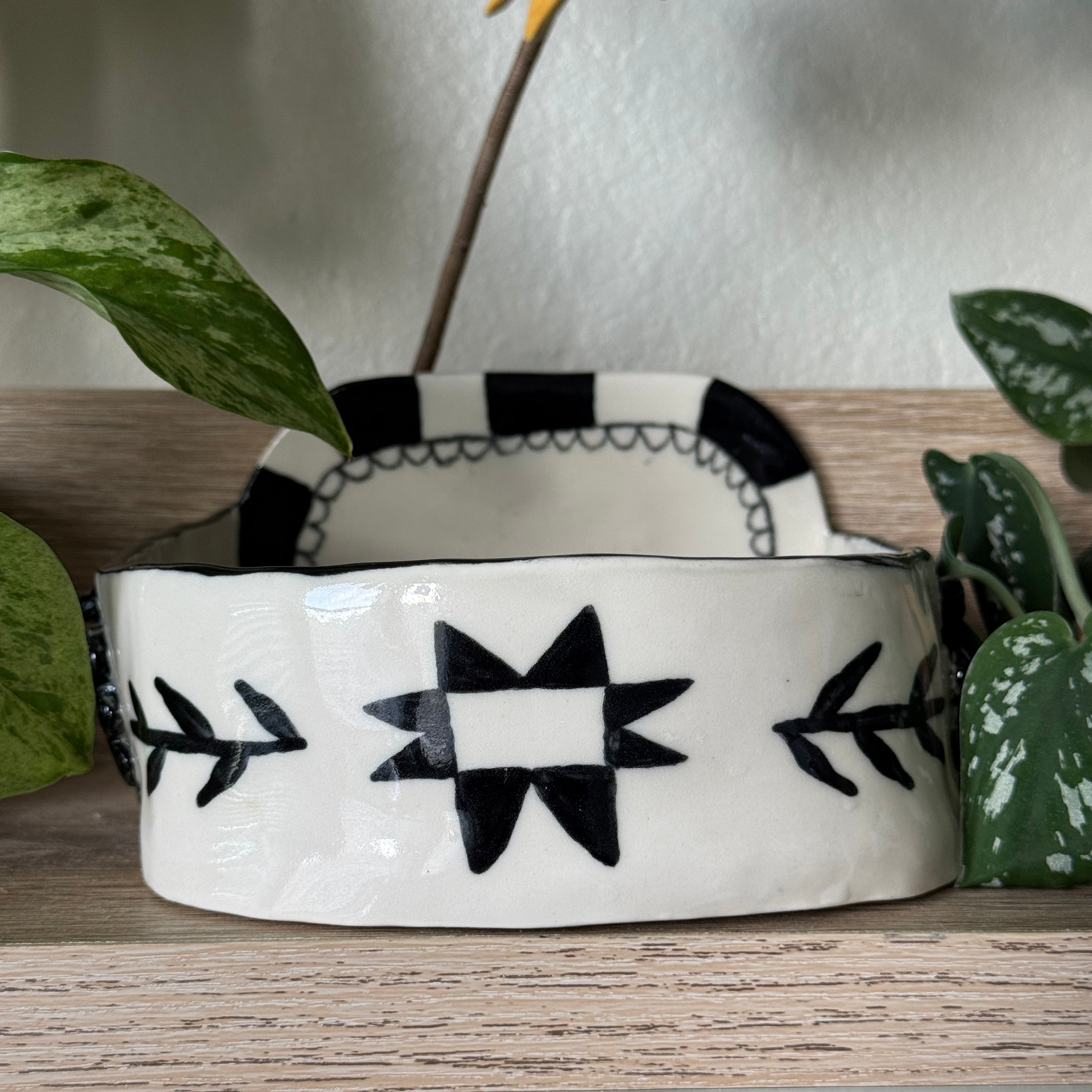 wildflower porcelain nook sconce