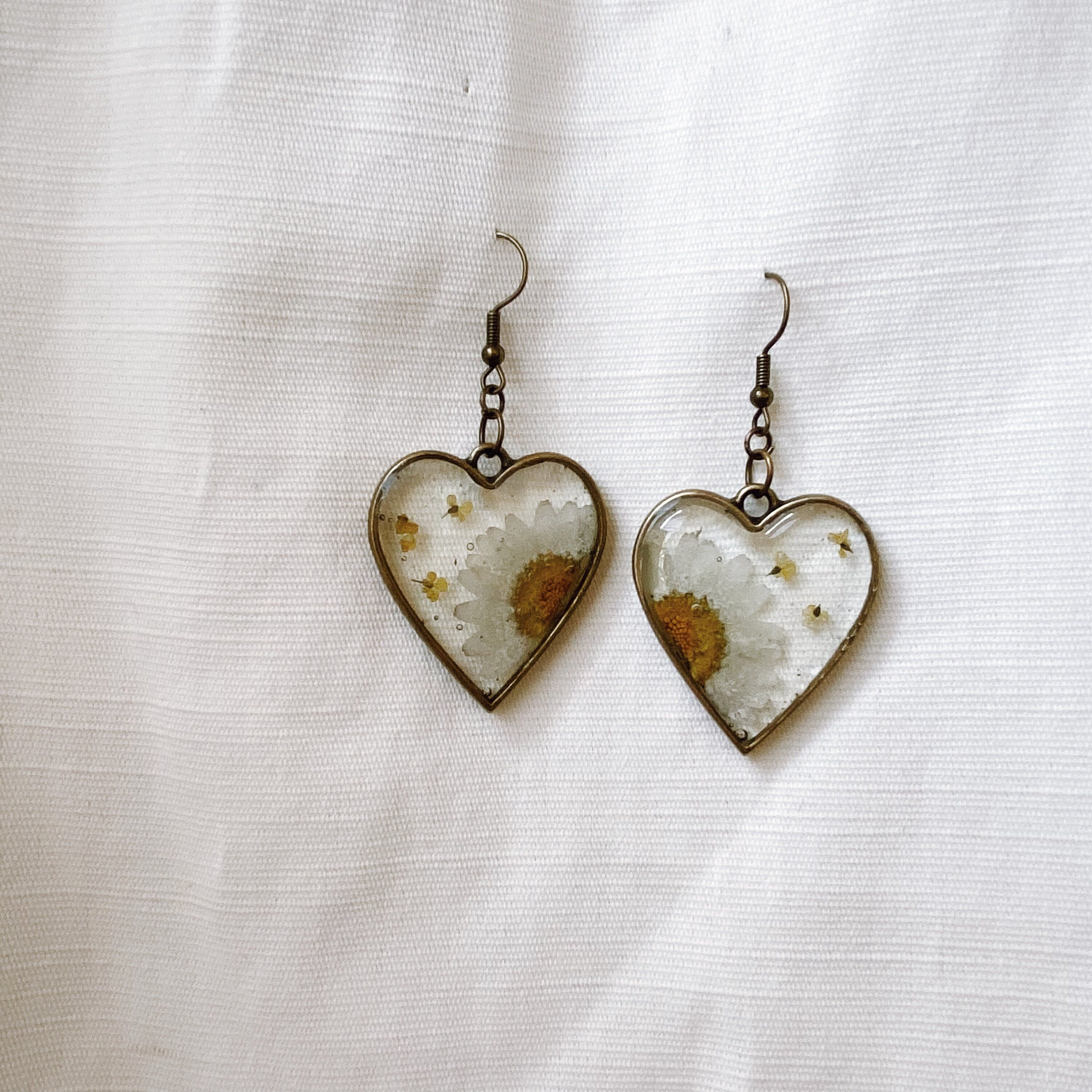 pocket garden earrings | single dangle