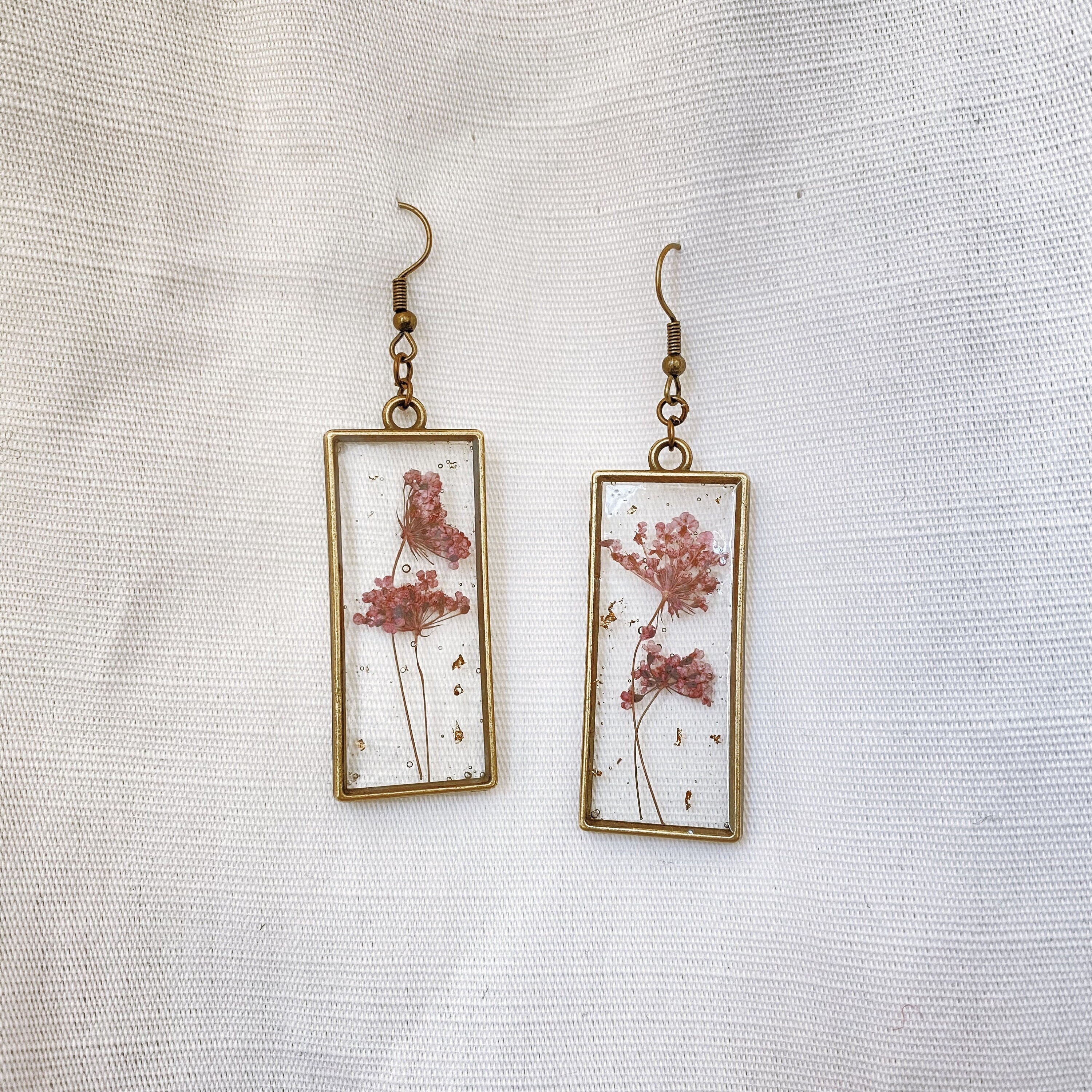 pocket garden earrings | single dangle